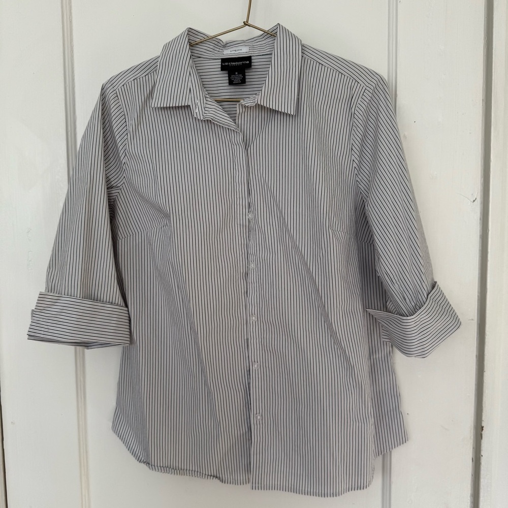Liz Claiborne stretch black & white collar blouse